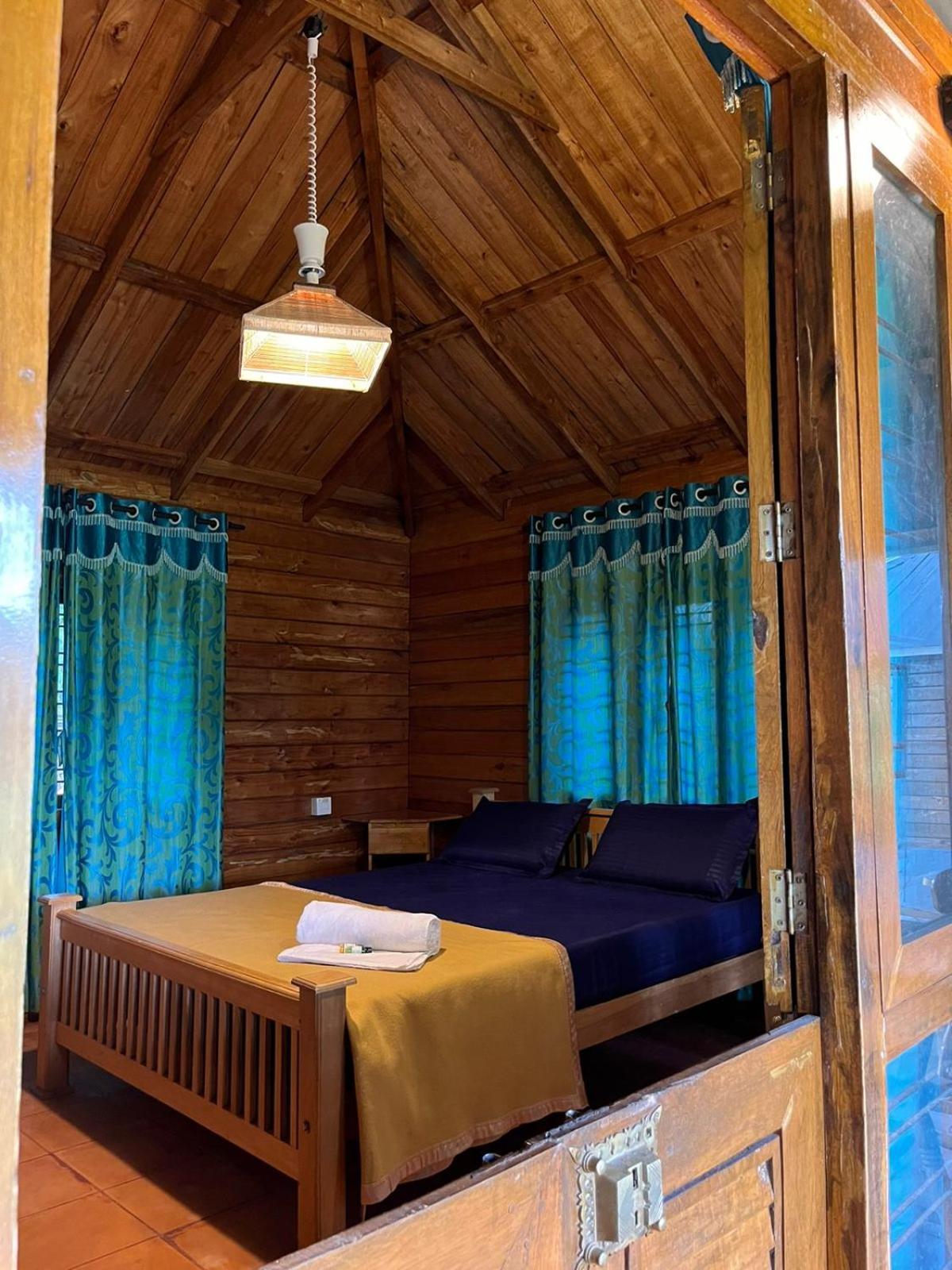 Royal Wooden Villa Mananthavadi Kültér fotó